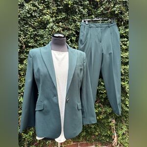 Brooks Brothers Suit Attire